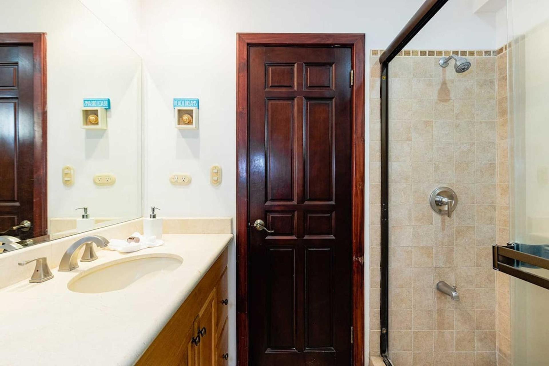 Newly Remodeled Unit In Flamingo With Sweeping Ocean Views From Big Terrace Playa Flamingo Exterior foto