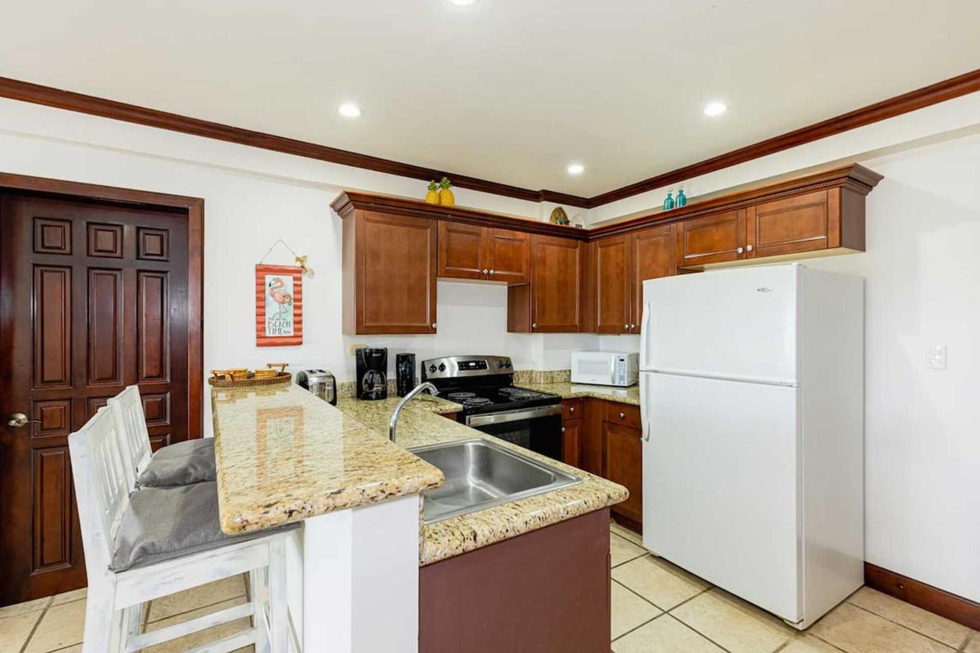 Newly Remodeled Unit In Flamingo With Sweeping Ocean Views From Big Terrace Playa Flamingo Exterior foto