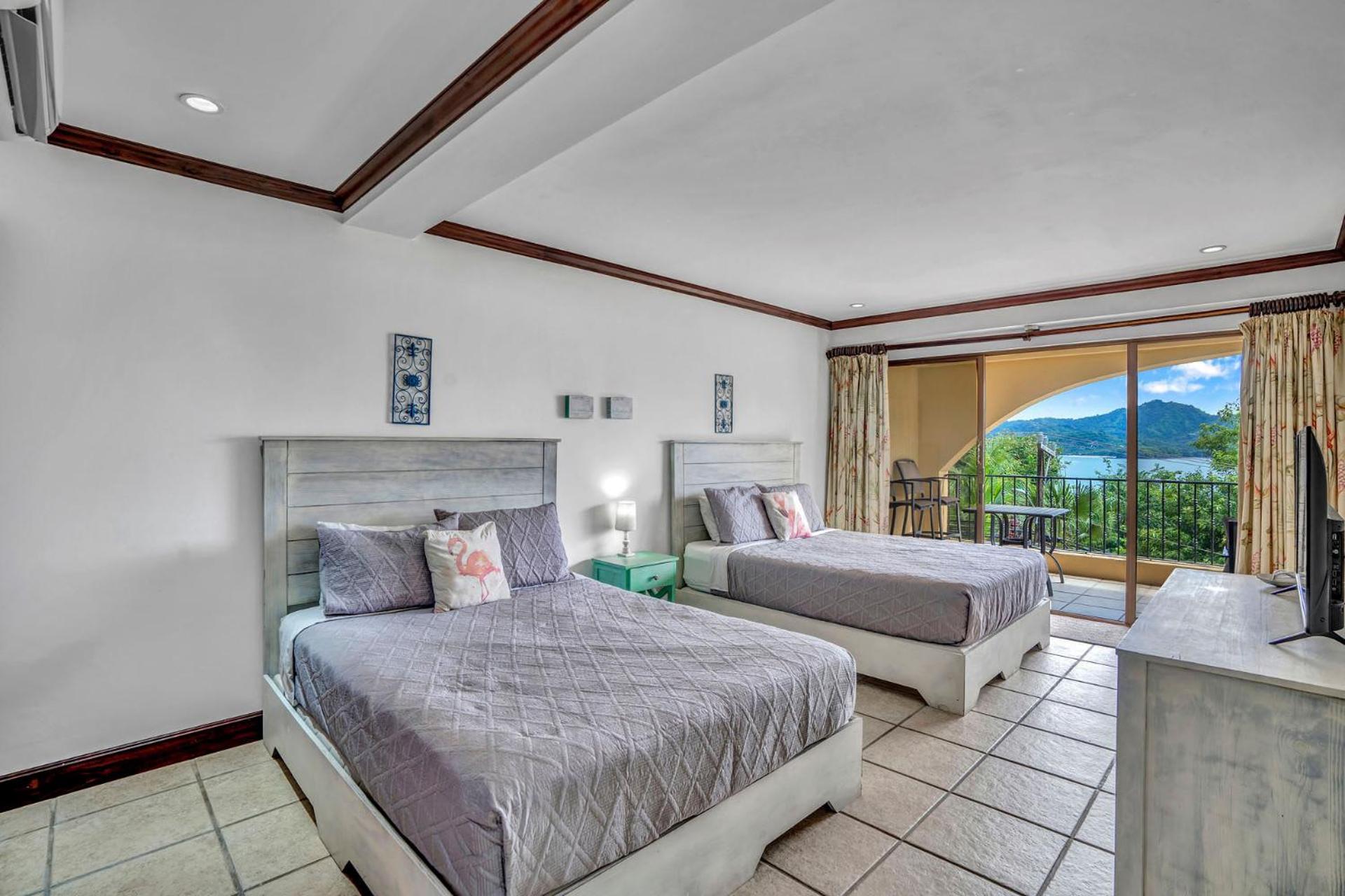 Newly Remodeled Unit In Flamingo With Sweeping Ocean Views From Big Terrace Playa Flamingo Exterior foto
